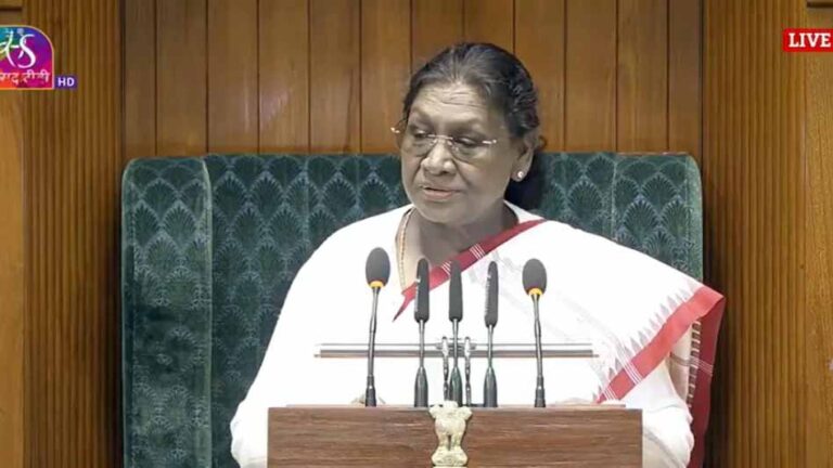 संसद का बजट सत्र शुरू, राष्ट्रपति मुर्मू ने विकास और विरासत पर दिया जोर