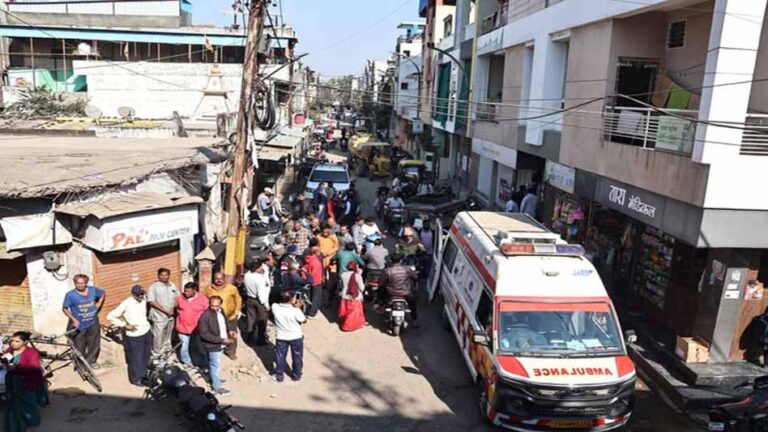 इंदौर में दूषित पानी से मौतों का मामला: 29 की मौत, तीन मरीज ICU में, हाईकोर्ट ने जांच आयोग बनाया