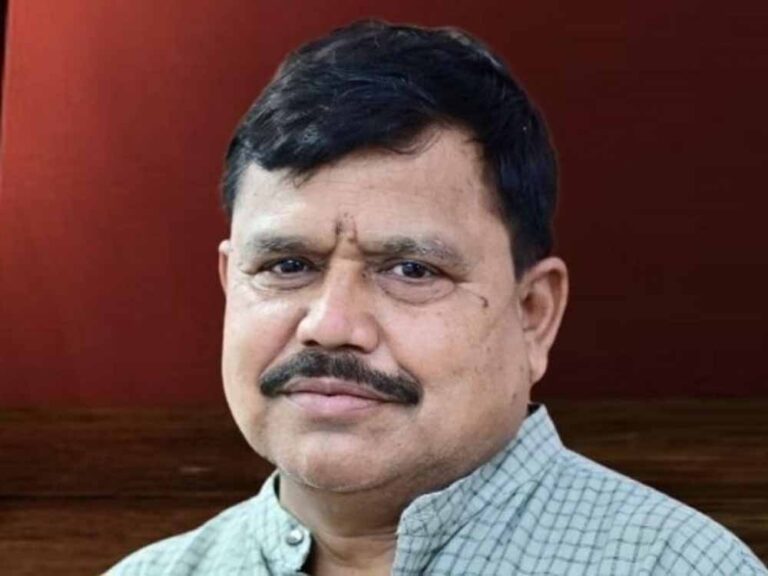 समाधान योजना के क्रियान्वयन में कोताही पर होगी सख्त कार्रवाई : ऊर्जा मंत्री तोमर