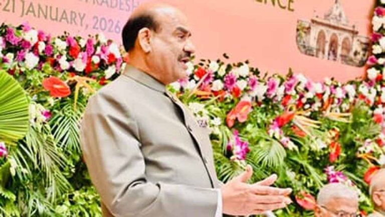 मुख्यमंत्री योगी आदित्यनाथ के नेतृत्व में उत्तर प्रदेश में मजबूत हुए लोकतांत्रिक मूल्य : बिरला