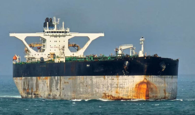 वेनेजुएला के पास रूस की पनडुब्बी तैनात, ऑयलशिप को लेकर अमेरिका से बढ़ा तनाव