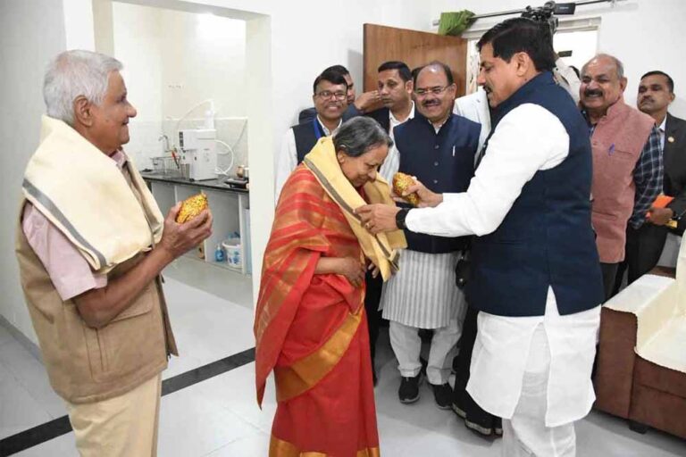 राज्य सरकार दिव्यांगजनों के सशक्तिकरण और वृद्धजनों की सेवा के लिए संकल्पित