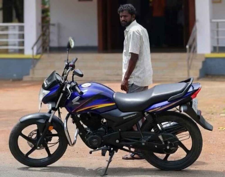 एफआईआर न होने से नाराज़ युवक, कमिश्नर ऑफिस से पुलिसकर्मी की बाइक लेकर हुआ फरार