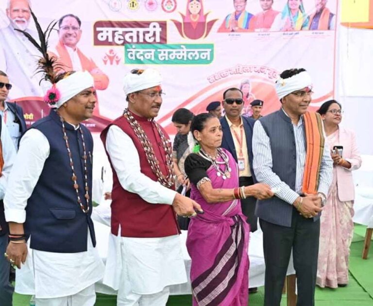 छत्तीसगढ़ सरकार की महतारी वंदन योजना के दो साल हुए पूरे