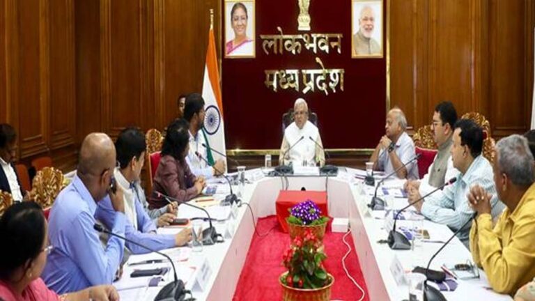 क्रियान्वयन में पारदर्शिता, तत्परता और संवेदनशीलता जरूरी : राज्यपाल पटेल