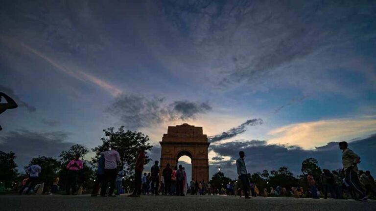 दिल्ली में आतंकी हमले का इनपुट, हाई अलर्ट पर सुरक्षा एजेंसियां