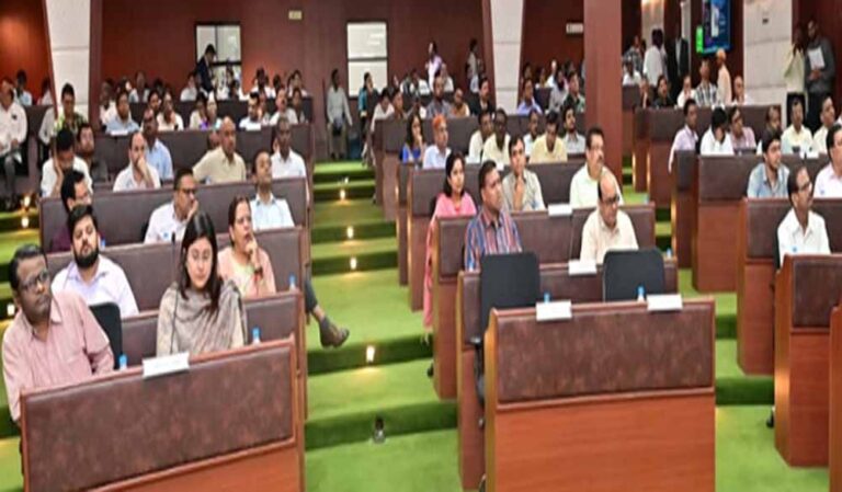 सीएम हेल्पलाईन एकीकृत शिकायत निवारण प्रणाली से जनसामान्य की शिकायतों का होगा निराकरण