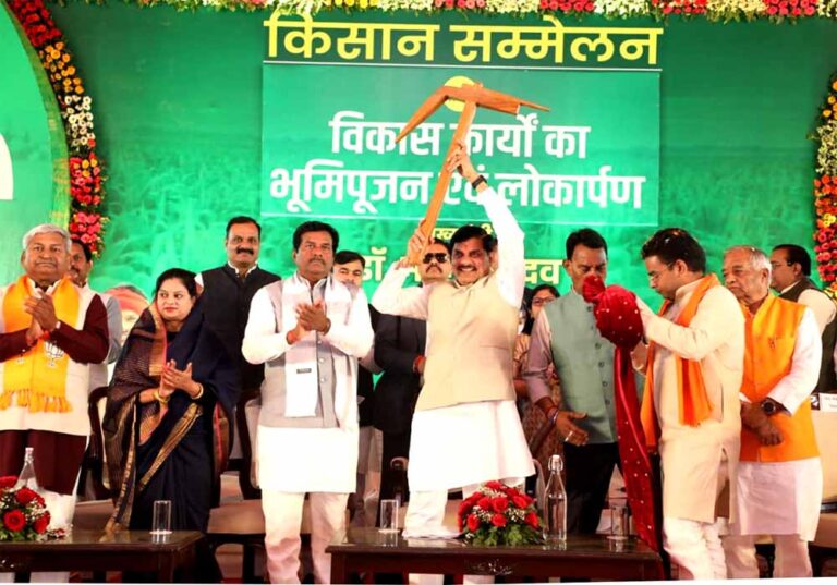 किसान कल्याण वर्ष में पशुपालन और दूध उत्पादन से बढ़ाएंगे किसानों की आय : मुख्यमंत्री डॉ. यादव