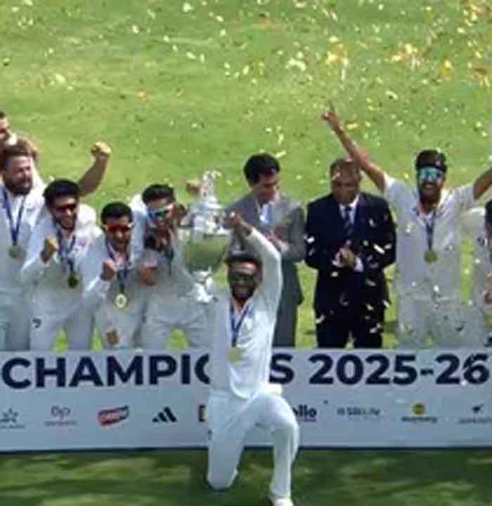 ट्रॉफी जीतकर भावुक हुए कप्तान पारस डोगरा, बोले- जीत की खुशी शब्दों में बयान नहीं