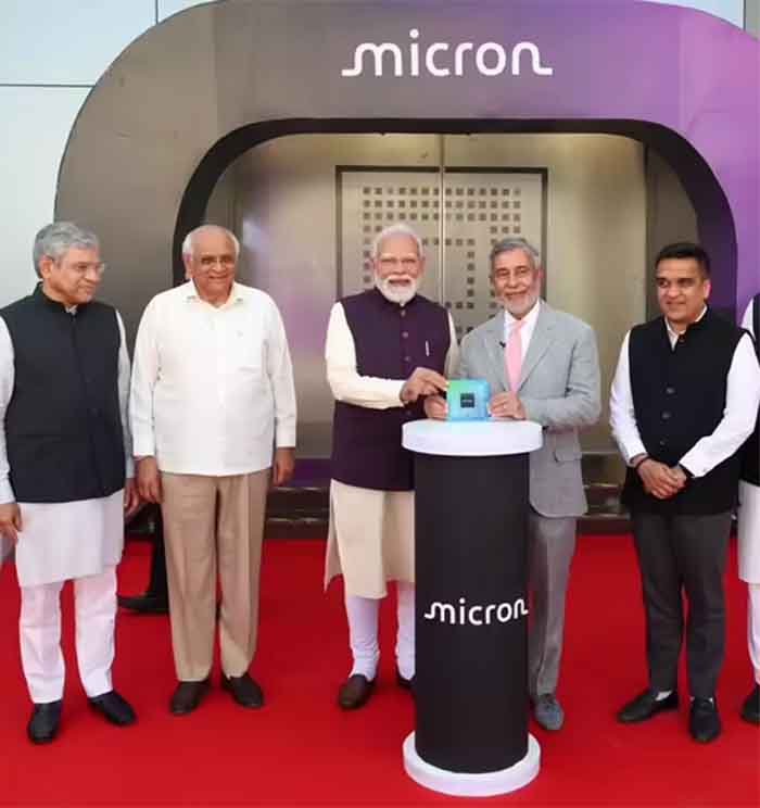 सेमीकंडक्टर से एआई तक: पीएम मोदी ने बताया नए औद्योगिक क्रांति का रास्ता