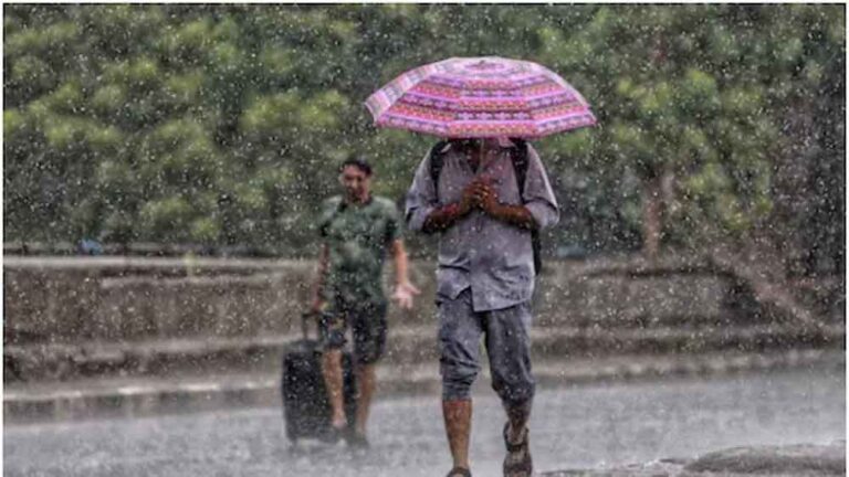 मध्य प्रदेश मौसम बदलेगा मिजाज: 7 जिलों में बारिश का अलर्ट, तापमान 4 डिग्री तक बढ़ेगा