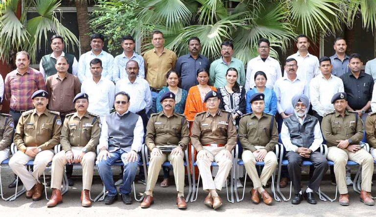 सड़क हादसों पर लगाम की मुहिम, लगातार आयोजित हो रहे रोड सेफ्टी मैनेजमेंट कोर्स