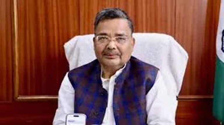 गंगा क्रूज पर विधान परिषद में हंगामा, मंत्री का जवाब—पारदर्शिता से नहीं होगा समझौता