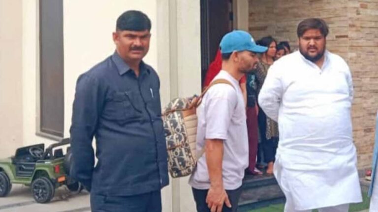 पापा का सपना पूरा करूंगा — पिता को मुखाग्नि देकर मैदान में लौटे रिंकू सिंह