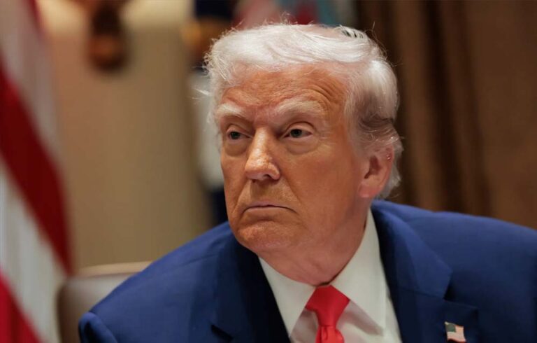 चार दोस्तों ने ट्रंप को दिया गच्चा, होर्मुज पर पड़े अकेले! तेल संकट पर डोनाल्ड ट्रंप हुए नाकाम