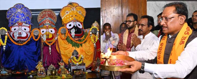 मुख्यमंत्री विष्णु देव साय ने जगन्नाथ मंदिर में की पूजा-अर्चना