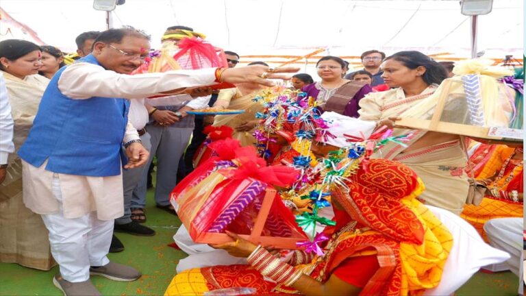 आदिवासियों के उत्थान के लिए प्रतिबद्ध है हमारी सरकार – मुख्यमंत्री विष्णु देव साय