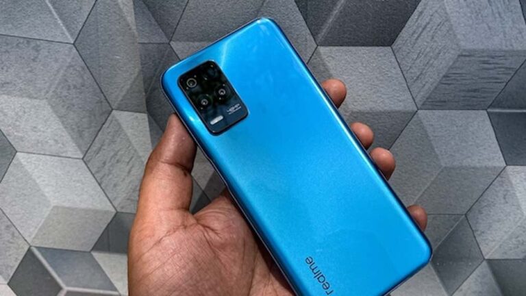 Realme लाने जा रहा है 10,001mAh बैटरी वाला स्मार्टफोन, जानें भारत में लॉन्च डेट