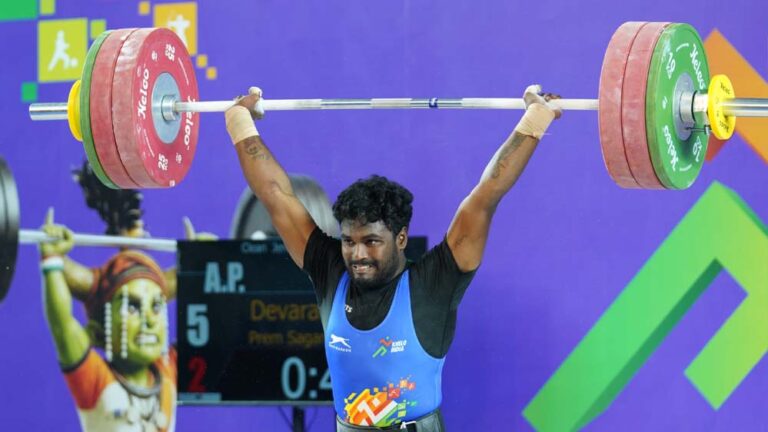 भारत्तोलन पुरुष 88 किग्रा वर्ग में अरुणाचल के रुबा ताडु बने चैंपियन