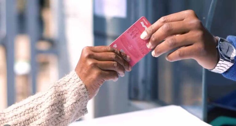 दिल्ली की महिलाओं को बड़ा तोहफा: डीटीसी बसों में फ्री सफर के लिए पिंक मोबिलिटी कार्ड की शुरुआत