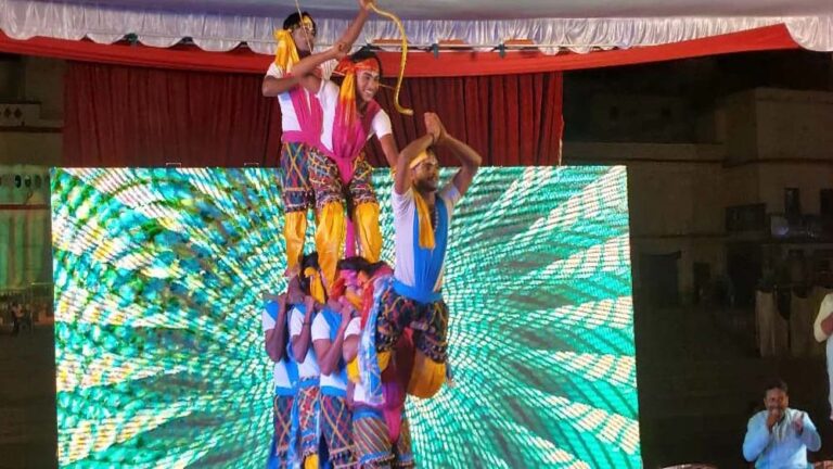 अयोध्या में सरस मेले के साथ साकेत संध्या का आगाज
