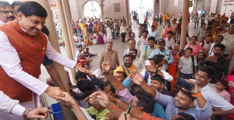 मध्यप्रदेश और उत्तर प्रदेश मिलकर लिखेंगे सुशासन और आध्यात्मिक पर्यटन की नई इबारत : मुख्यमंत्री डॉ. यादव