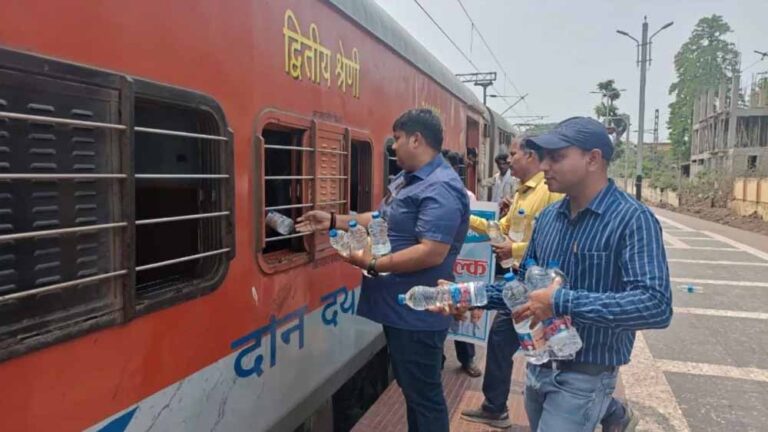 बिहार के रेलवे स्टेशनों पर बड़ी सुविधा: यात्रियों को मिलेगा मुफ्त पानी और हेल्थ सर्विस, राहत की सौगात