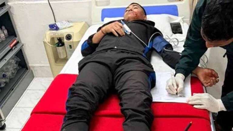 असम में बड़ा हमला: पुलिस कमांडो कैंप पर उग्रवादियों की रॉकेट से फायरिंग, 4 जवान घायल