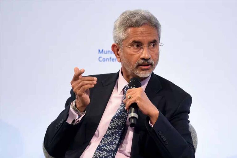 भारत ने होर्मुज से निकाल लाया अपने जहाज, ईरान को मना लिया; जयशंकर ने साझा की तरकीब