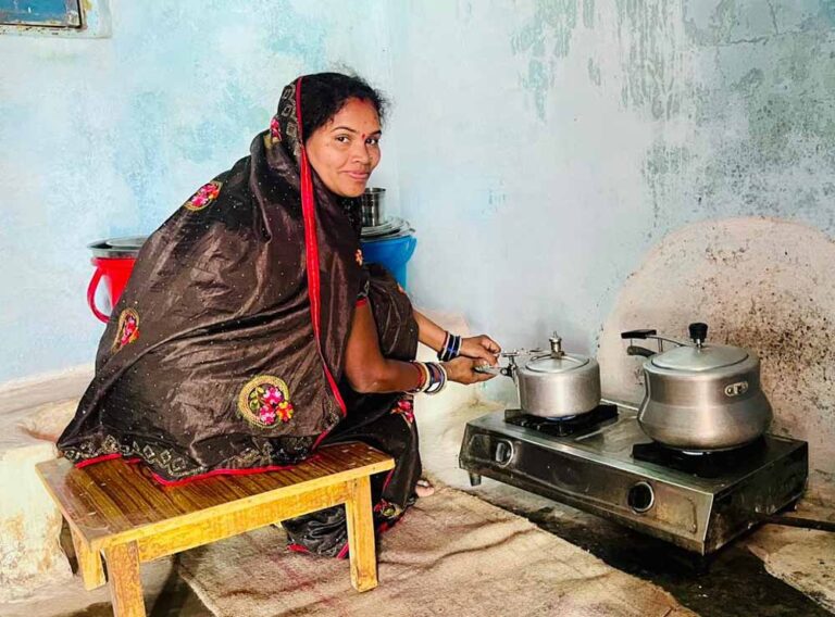 उज्ज्वला योजना 3.0 से कबीरधाम के 1339 परिवारों को मिली धुआँ-मुक्त रसोई