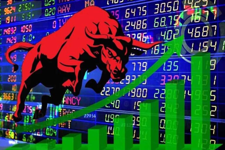 आखिरी घंटे में पलटी बाजी, शेयर बाजार में दिखा 10 का दम, सेंसेक्स 900 अंक उछला