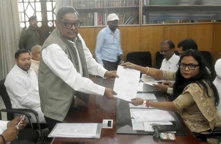 तेजस्वी के लिए नई मुसीबत बनी कांग्रेस! विधानसभा में हंगामा, राज्यसभा में भी सियासी खेल; चार MLA पर टिकी नजर