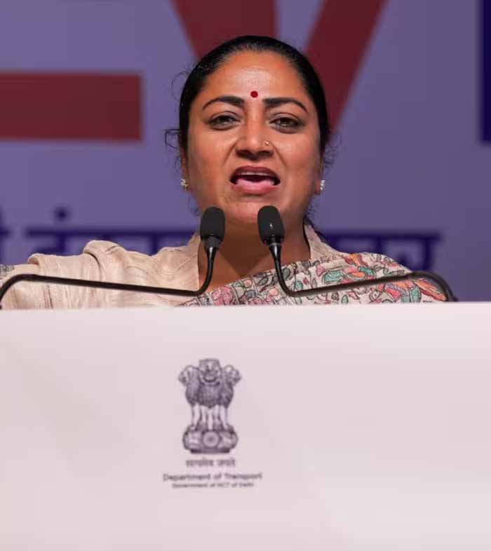 दिल्ली में ट्रांसजेंडर समुदाय को बड़ी राहत, अब बसों में कर सकेंगे मुफ्त सफर