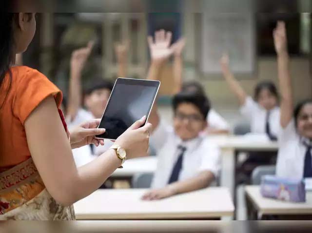 UPTET 2026 Notification Out: आवेदन शुरू, जानें फॉर्म डेट और परीक्षा शेड्यूल