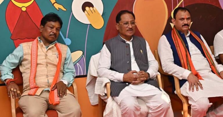 भटके कदमों को नई दिशा: सुकमा में पुनर्वास से विकास की कहानी लिख रही है सरकार