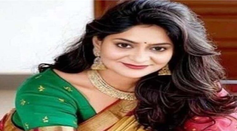 जेल में बंद तहसीलदार को बड़ा झटका, अमिता सिंह तोमर को किया गया सस्पेंड, आदेश जारी