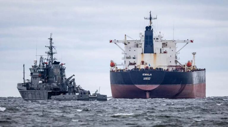 Russia Oil: जंग के बीच भारत ने उठाया बड़ा कदम, चीन को पड़ा झटका