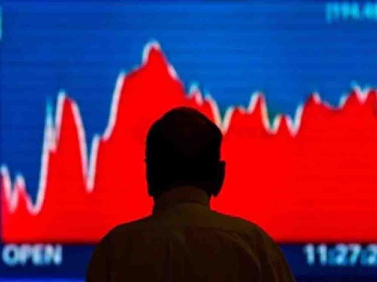 फिजिक्सवाला शेयर में गिरावट के बीच एलारा सिक्योरिटीज की खरीदारी की सलाह, 35% तेजी का अनुमान