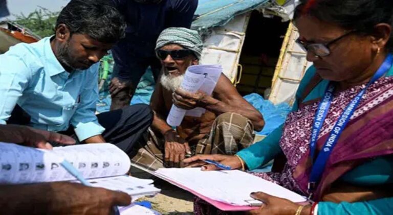 बंगाल में 90 लाख से अधिक मतदाता वोटर लिस्ट से बाहर, EC ने जारी किया जिलेवार डेटा