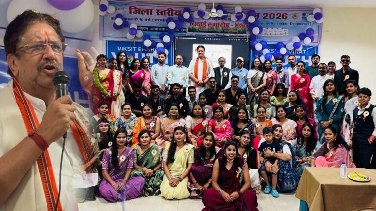 योग को जीवन का अभिन्न अंग बनाये अंजय