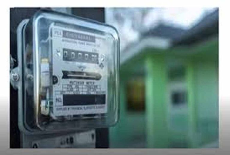 गाजियाबाद में स्मार्ट प्रीपेड मीटर से सोलर उपभोक्ताओं की बढ़ी परेशानी