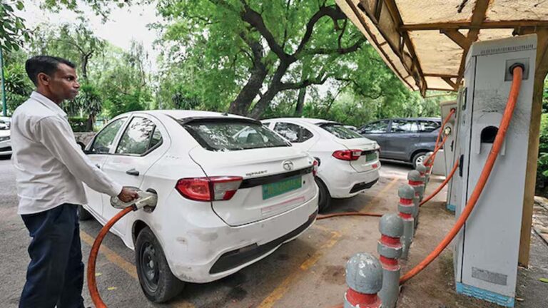 EV यूजर्स के लिए बड़ी खुशखबरी: सरकार ने 503 करोड़ का प्लान किया मंजूर, मिलेंगे कई फायदे