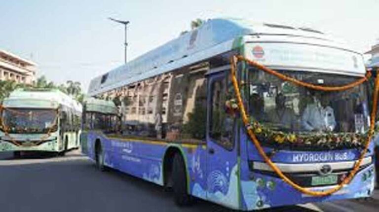 दिल्ली में शुरू हुई हाइड्रोजन बस सेवा, सेंट्रल विस्टा रूट पर मिलेगी नई कनेक्टिविटी