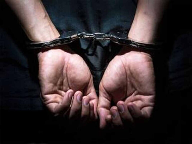 मॉडिफाइड साइलेंसर विवाद से शुरू हुआ गोविंदगढ़ बवाल, पुलिस पर हमला तक पहुंचा मामला