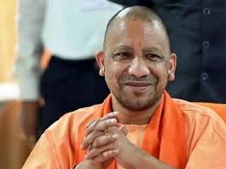 UP की मेधावी छात्राओं को मिलेगी मुफ्त स्कूटी, योगी सरकार ने तेज की तैयारी