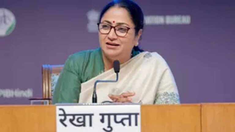 दिल्ली में राशन कार्ड की आय सीमा बढ़ी, अब 2.5 लाख तक सालाना आय वाले भी होंगे पात्र