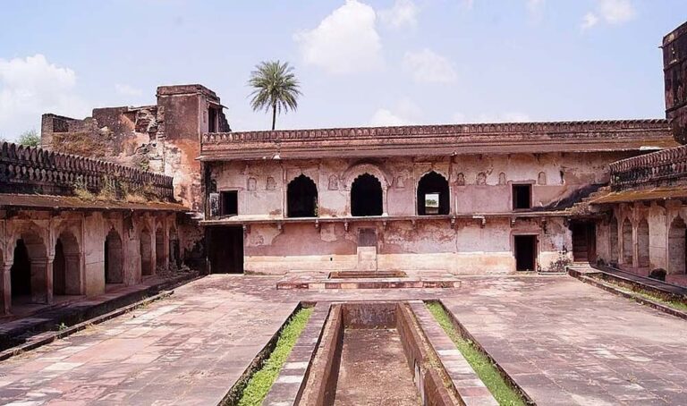 जगदीशपुर का 400 साल पुराना गोंड महल अब पर्यटकों के लिए बनेगा लग्जरी स्थल