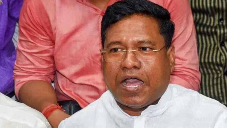 संतोष सुमन का विपक्ष पर बड़ा हमला, बोले‘मोदी युग में विपक्ष की हालत झालमुड़ी जैसी’