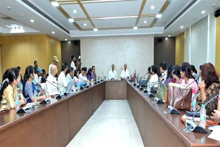 श्रम साथी बनकर विद्यार्थी दिलाएंगे उद्यमियों को स्टार रेटिंग