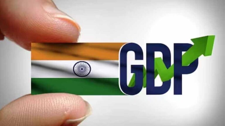 GDP में गिरावट के संकेत, फिर भी भारत की रफ्तार बरकरार; अर्थव्यवस्था से जुड़ी आई मिश्रित खबर